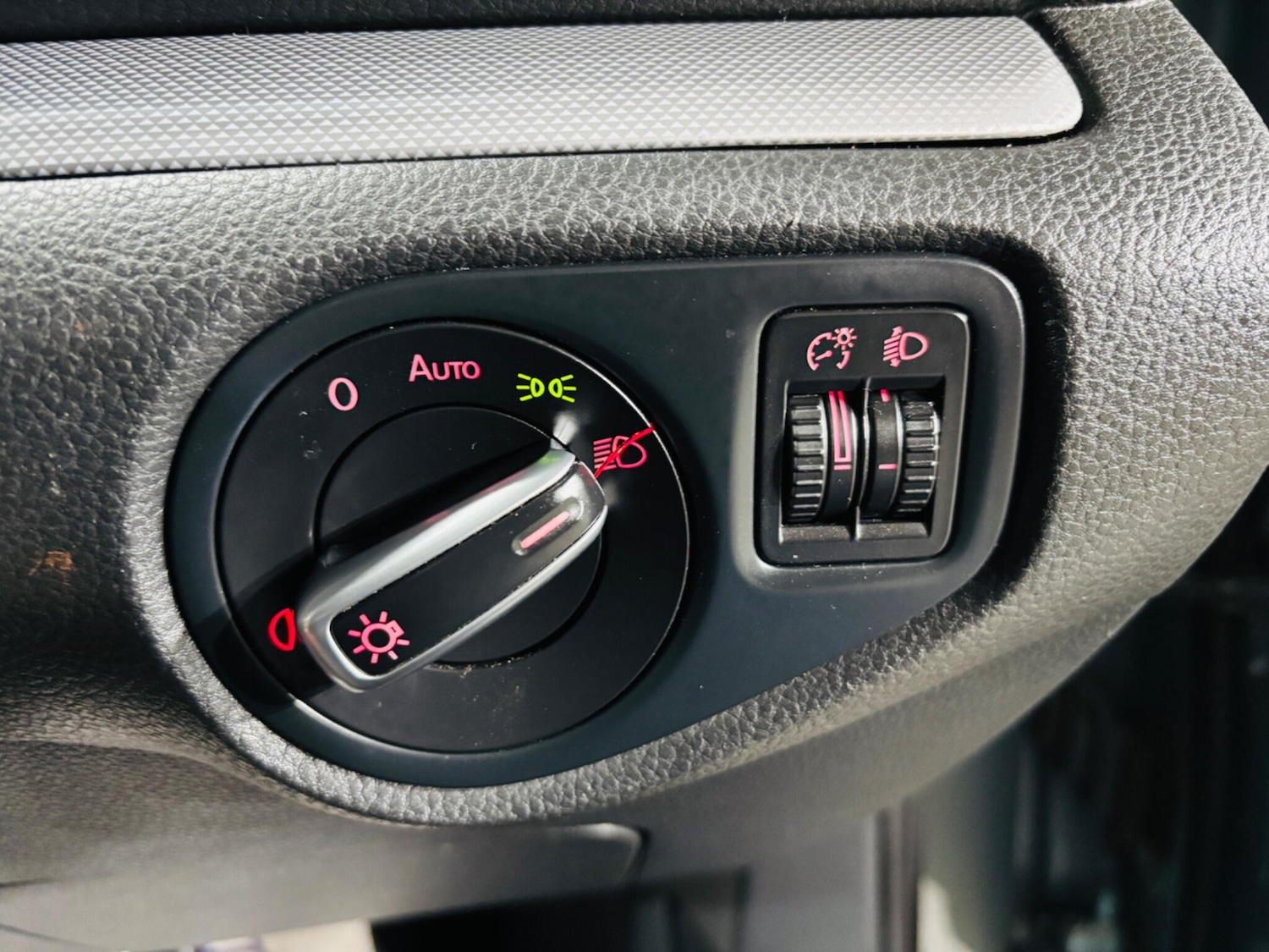 Used Volkswagen Sharan 2015 for sale - 76700698: Photo 20