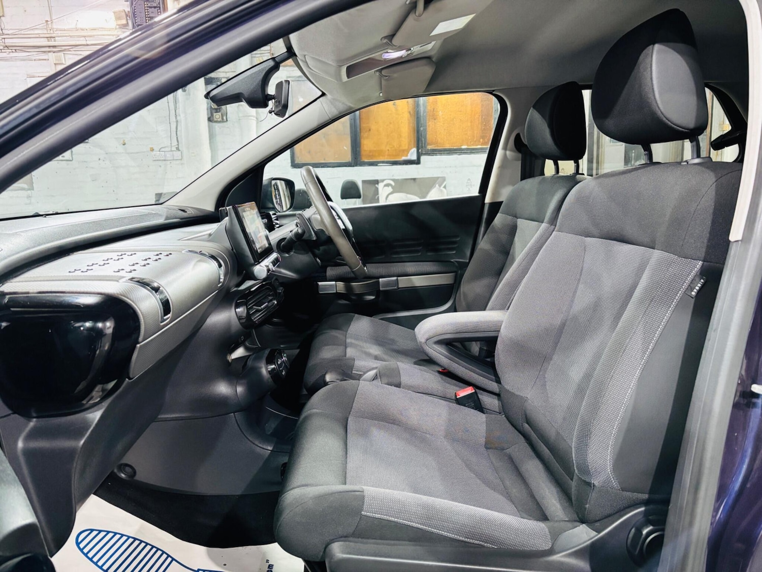 Used Citroen C4 Cactus for sale - 76752891: Photo 15