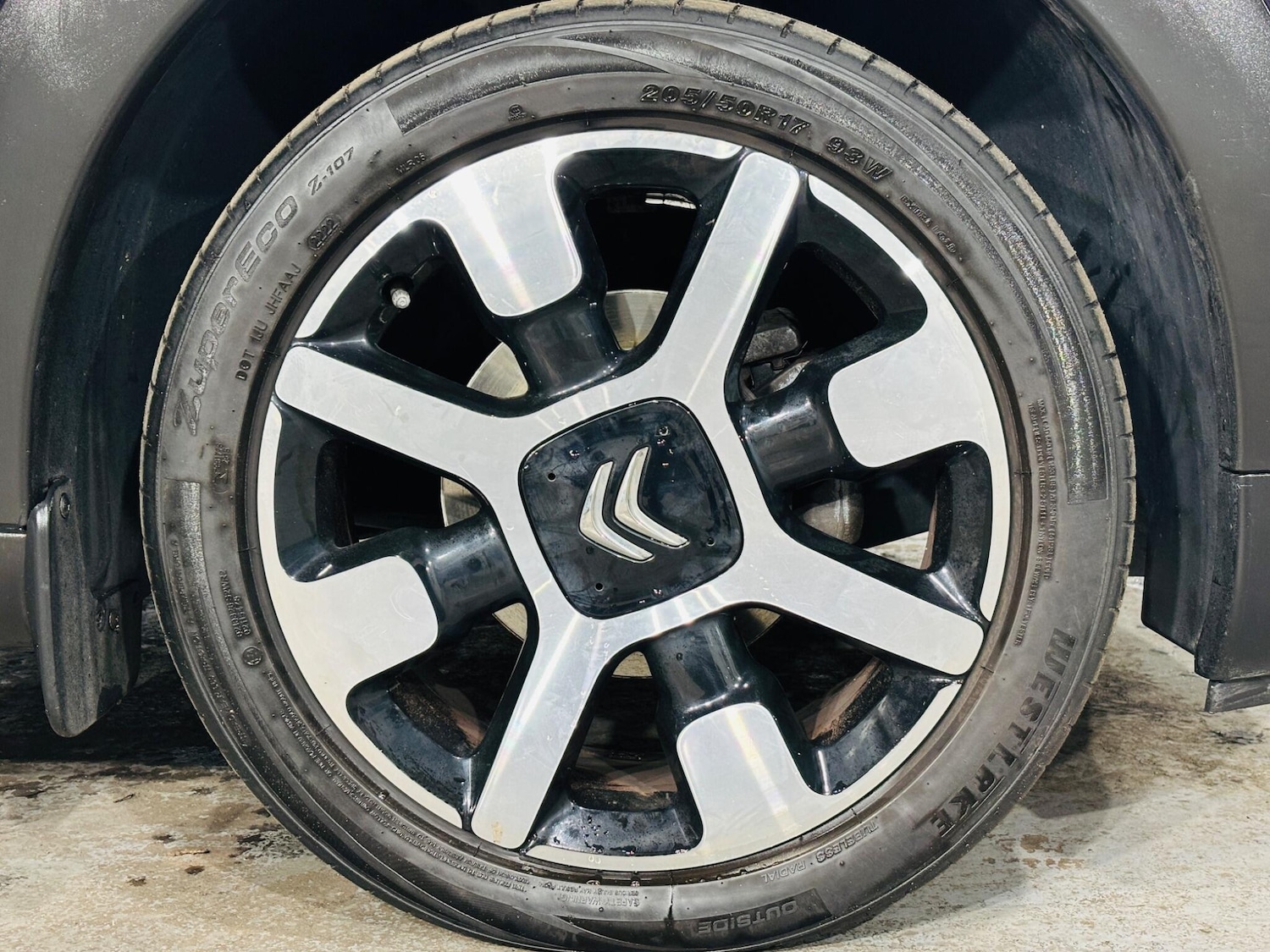 Used Citroen C4 Cactus for sale - 76752891: Photo 29