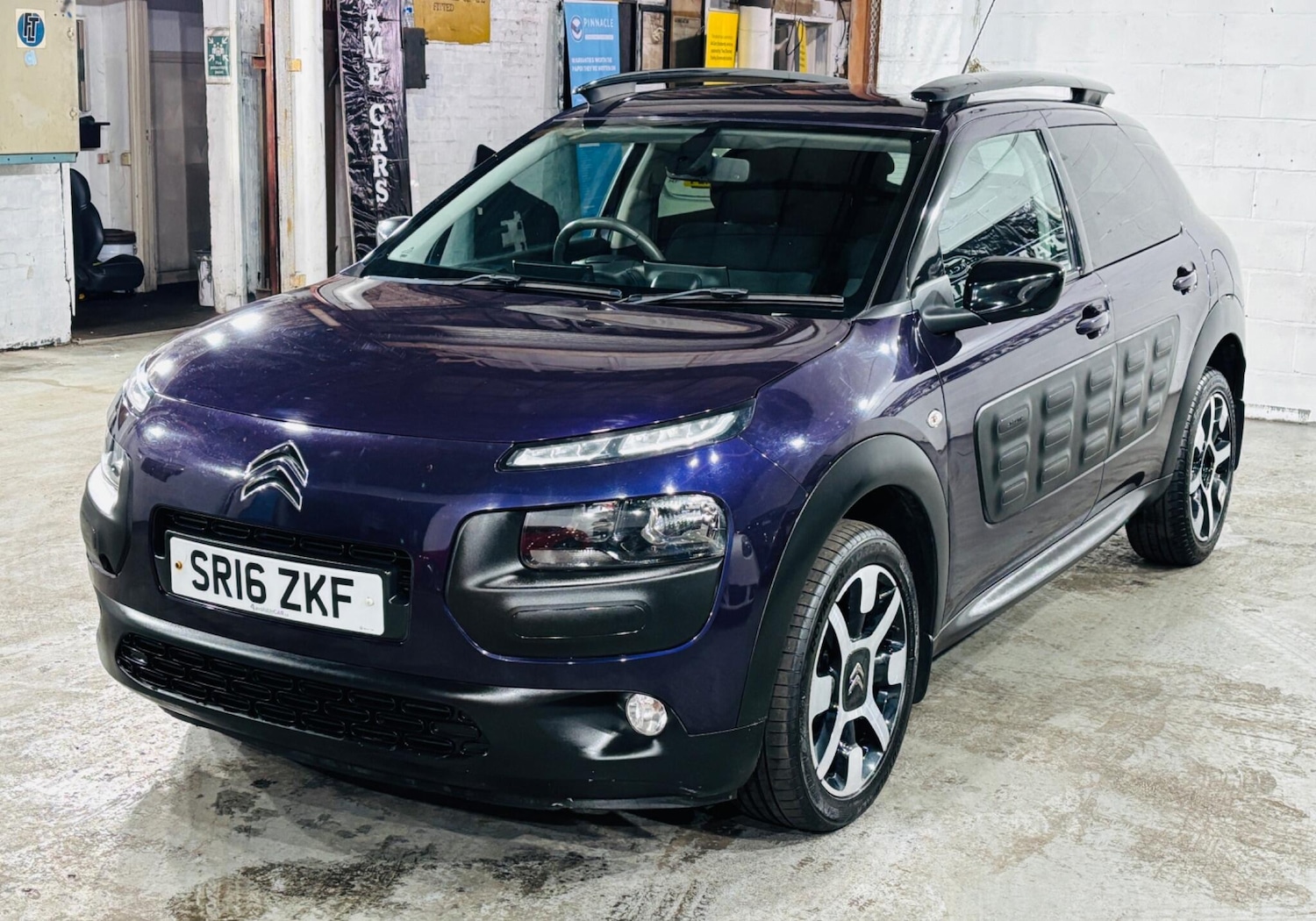 Used Citroen C4 Cactus for sale - 76752891: Photo 4