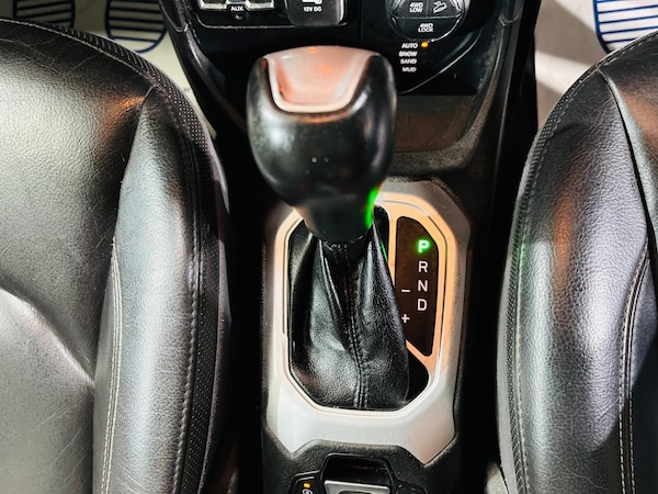 Used Jeep Renegade 2016 for sale - 76246799: Photo 28