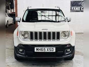 Used Jeep Renegade 2016 for sale - 76246799: Photo 2