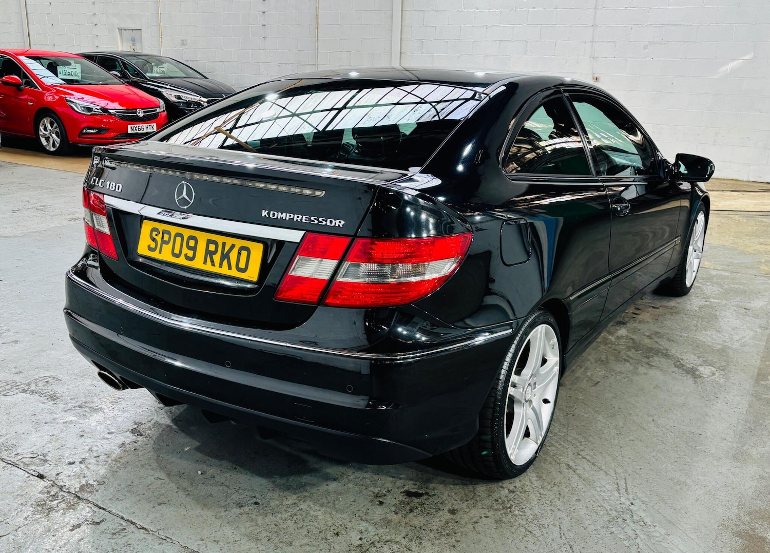 Used Mercedes-Benz CLC Class 2009 for sale - 77670537: Photo 5