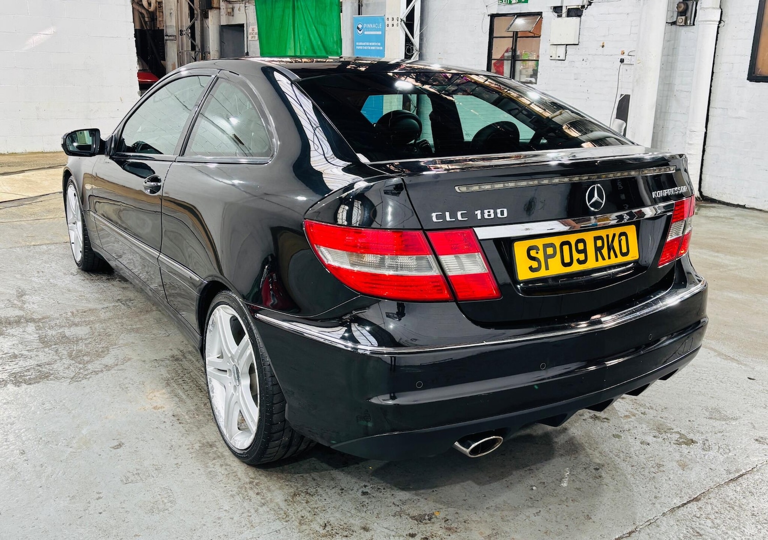 Used Mercedes-Benz CLC Class 2009 for sale - 77670537: Photo 7