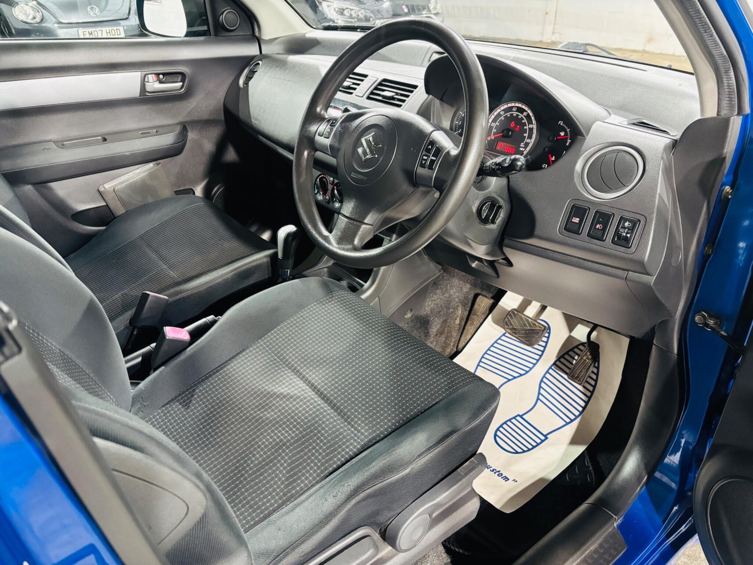 Used Suzuki Swift for sale - 77267450: Photo 10