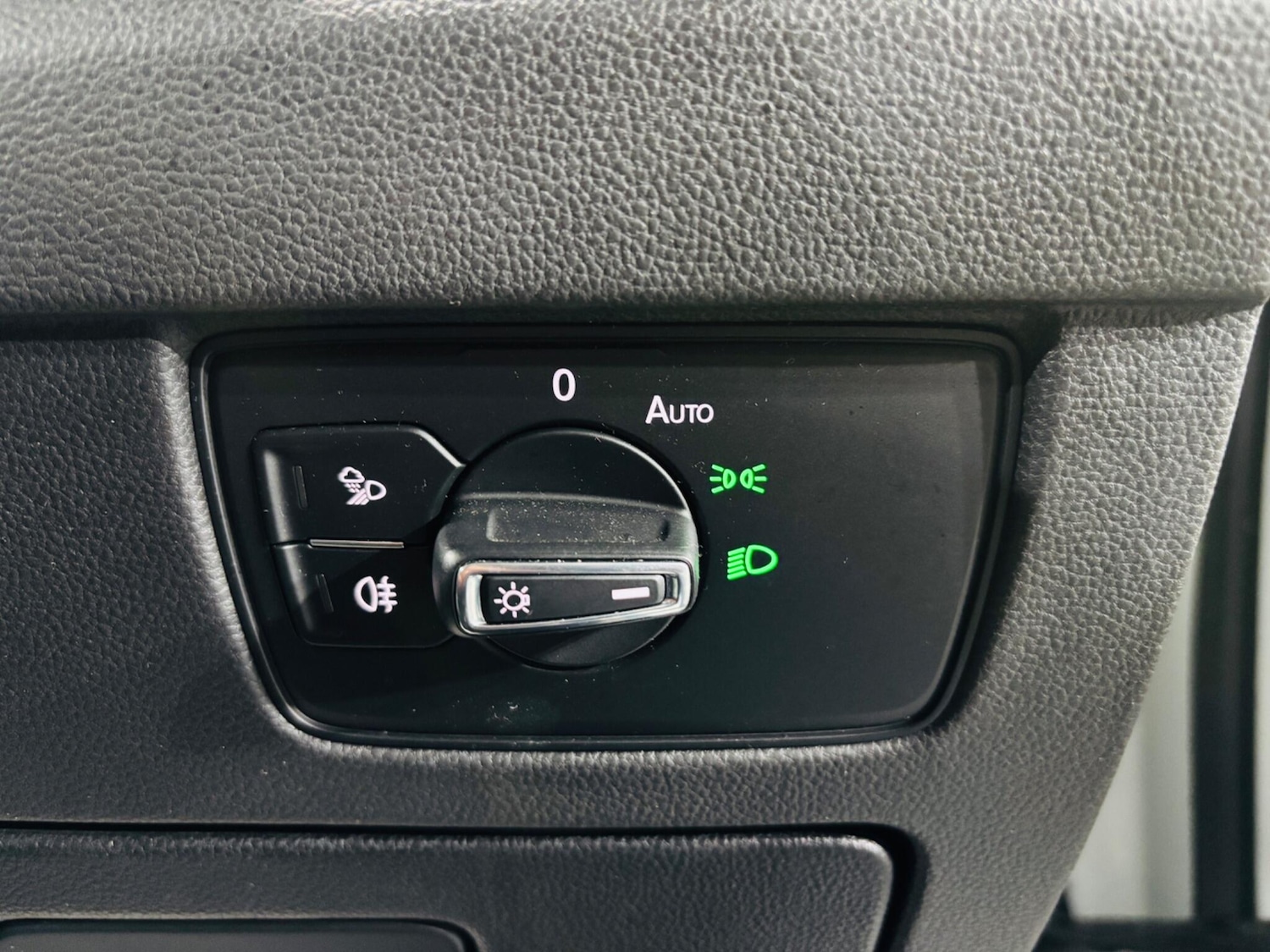 Used Volkswagen Arteon 2018 for sale - 76597221: Photo 21