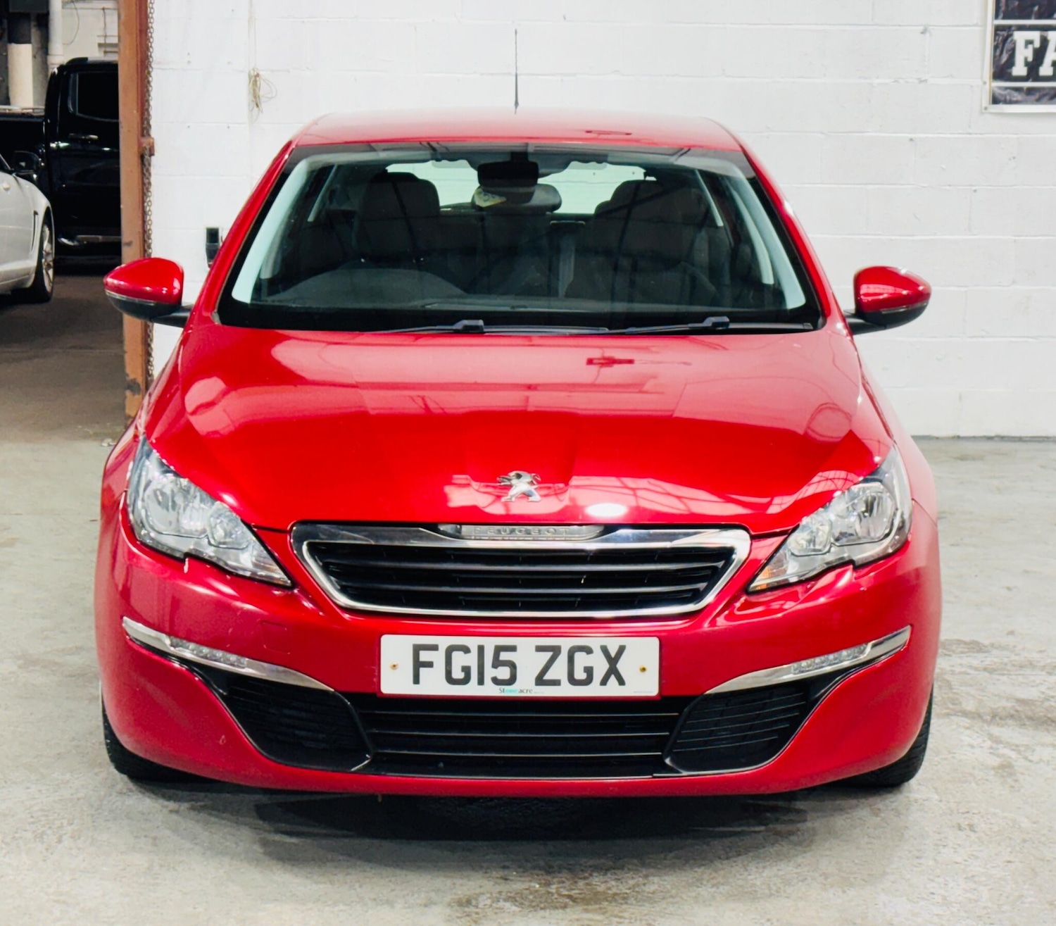 Used Peugeot 308 2015 for sale - 77538157: Photo 2