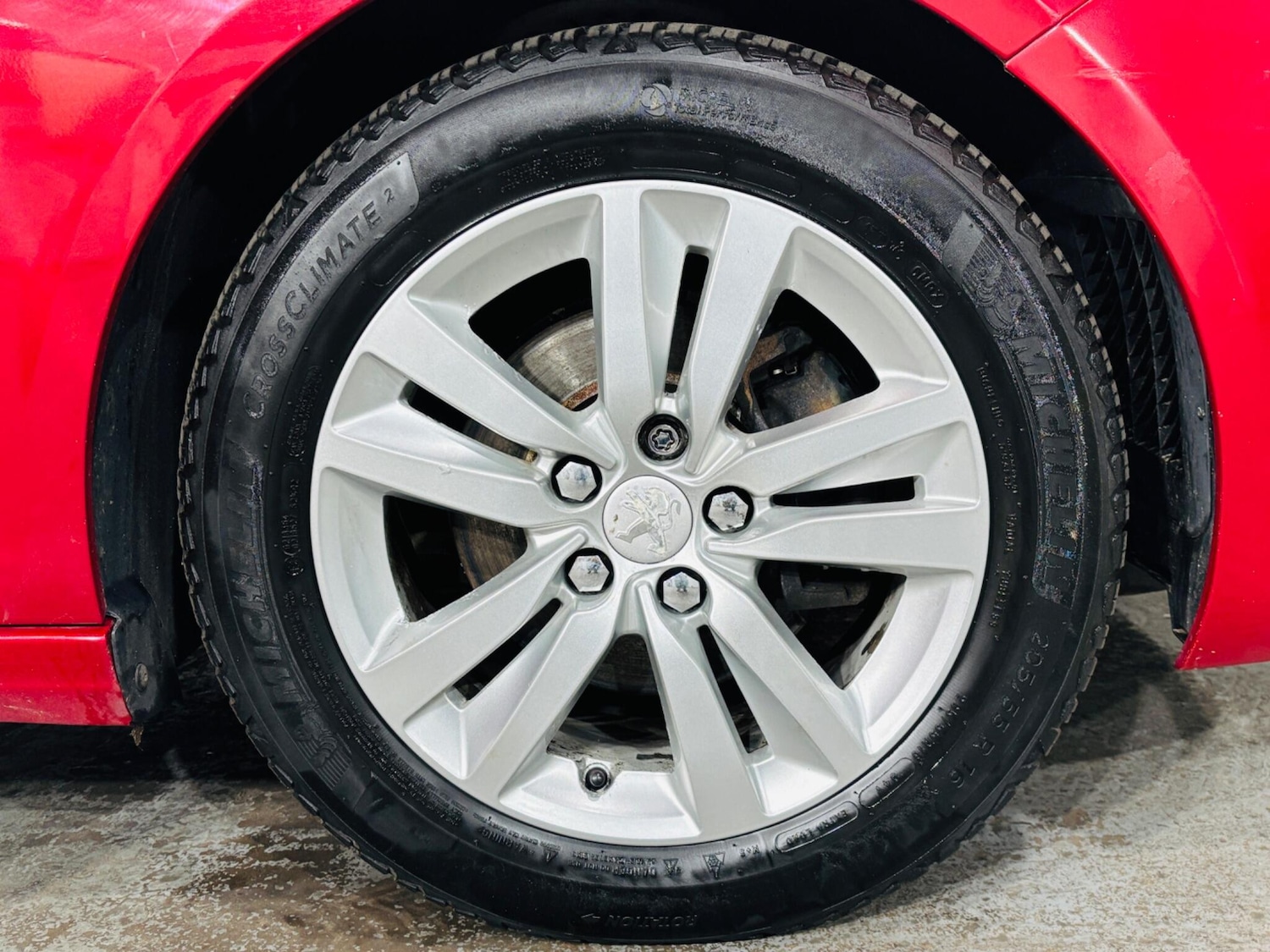 Used Peugeot 308 2015 for sale - 77538157: Photo 28