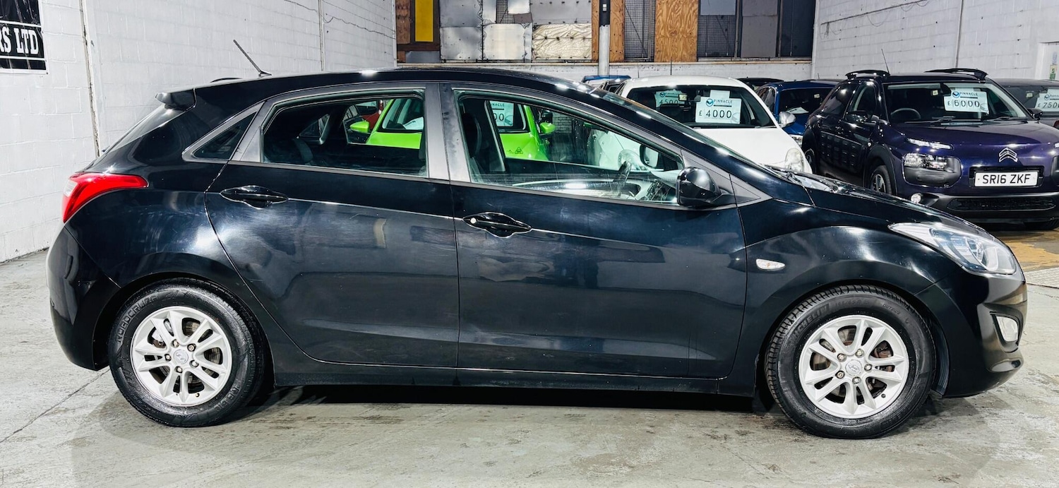 Used Hyundai i30 2012 for sale - 76786792: Photo 8