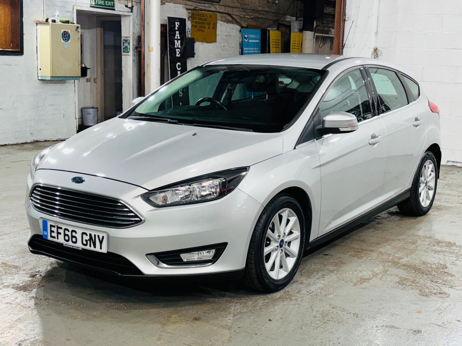 Used Ford Focus 2016 for sale - 76987910: Photo 4