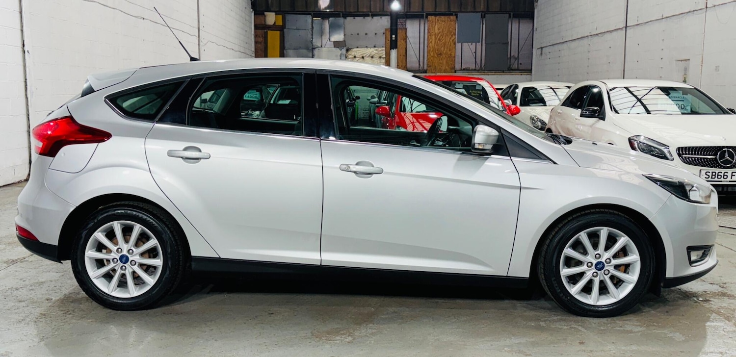 Used Ford Focus 2016 for sale - 76987910: Photo 8