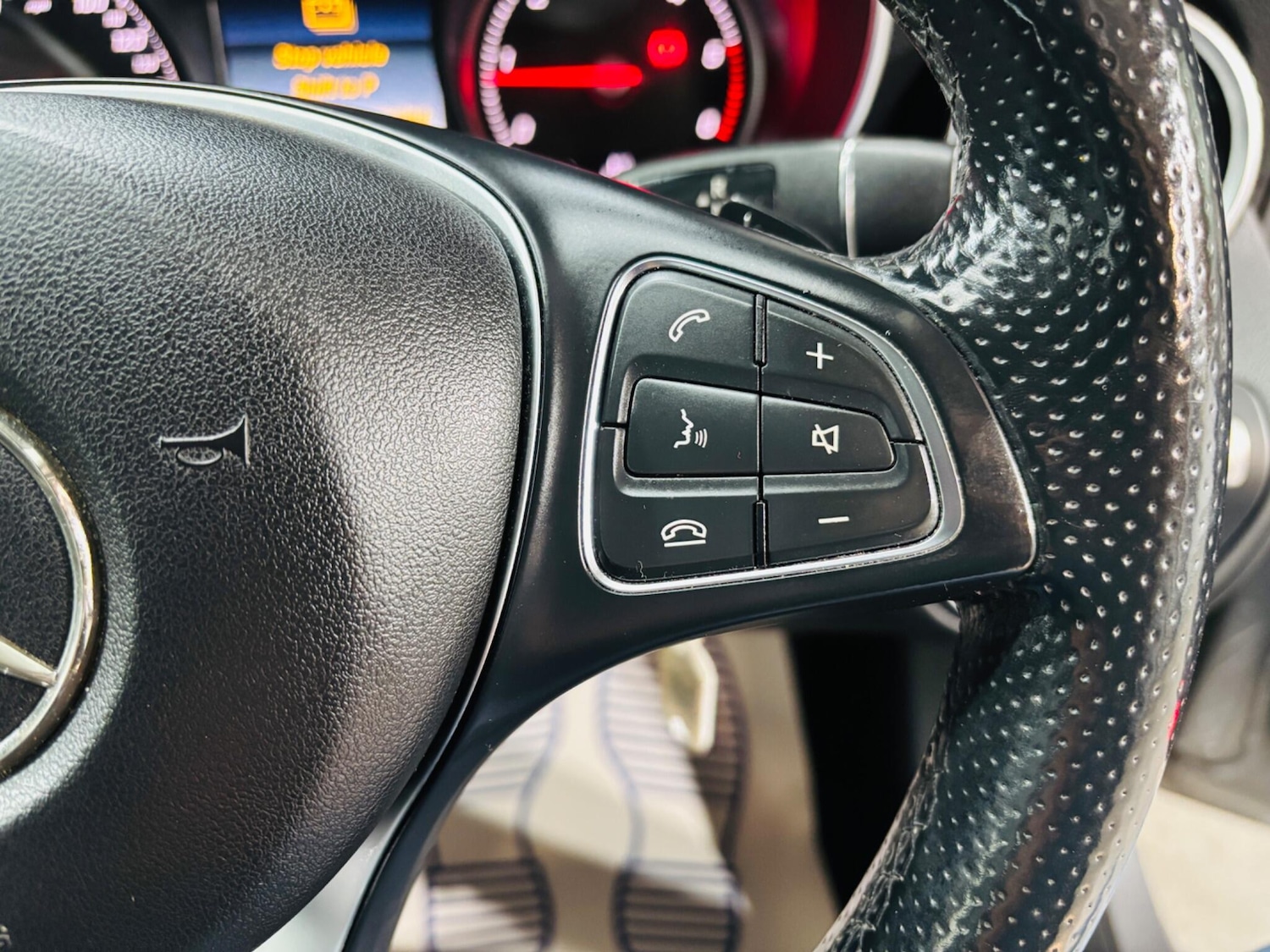 Used Mercedes-Benz C-Class 2014 for sale - 75991264: Photo 20