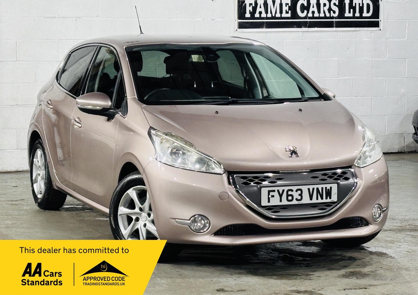 Used Peugeot 208 2013 for sale - 76752381: Photo 1