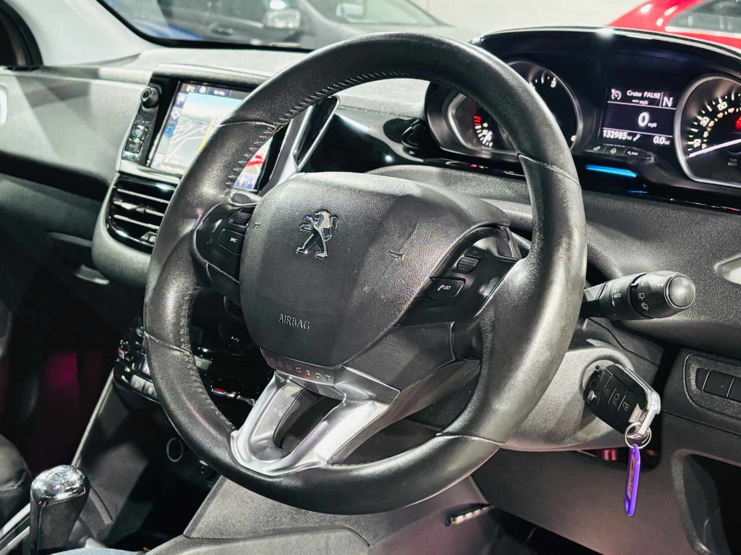 Used Peugeot 208 2013 for sale - 76752381: Photo 11