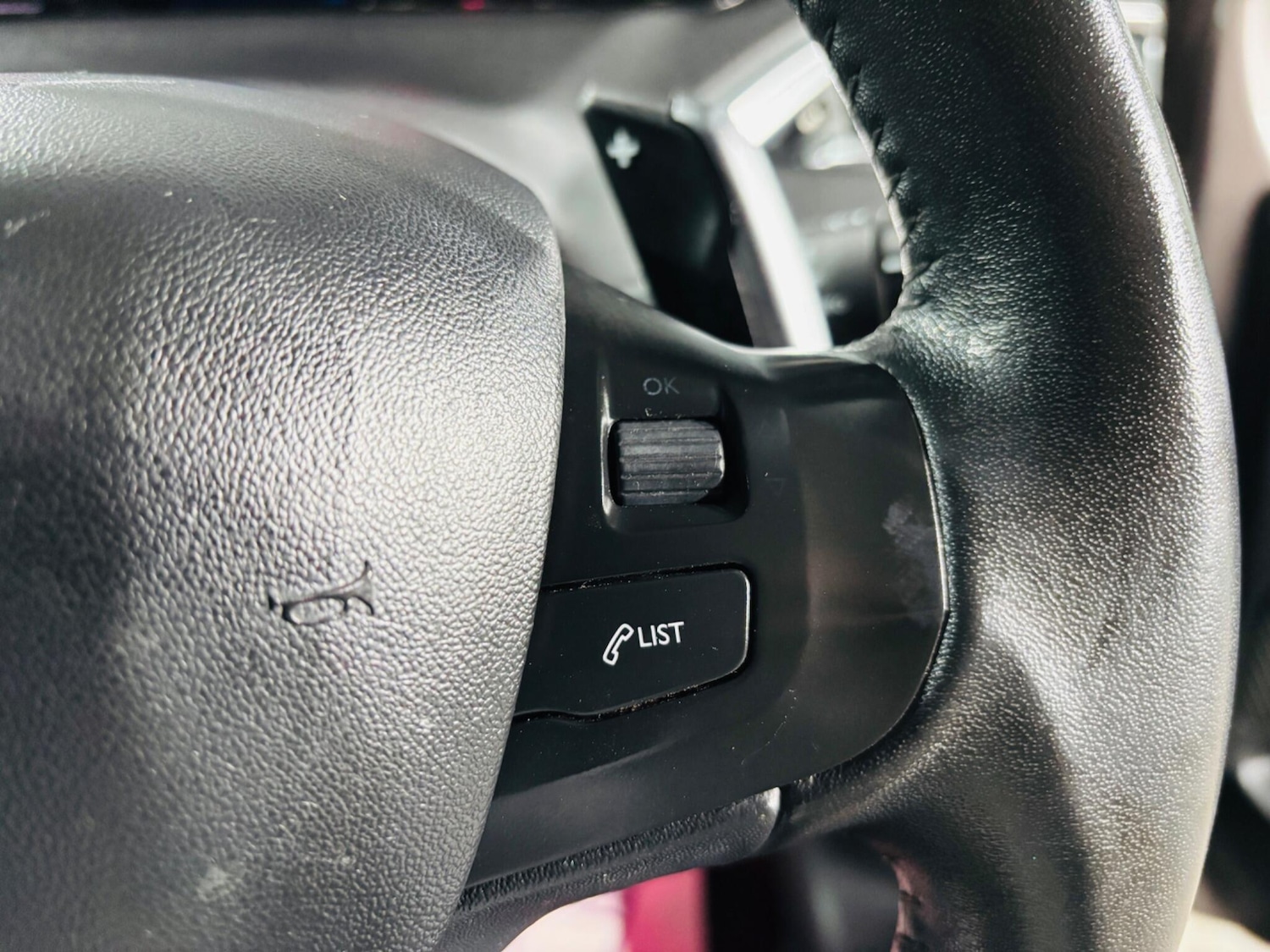 Used Peugeot 208 2013 for sale - 76752381: Photo 19