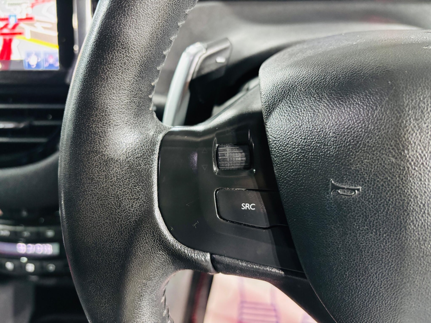 Used Peugeot 208 2013 for sale - 76752381: Photo 20