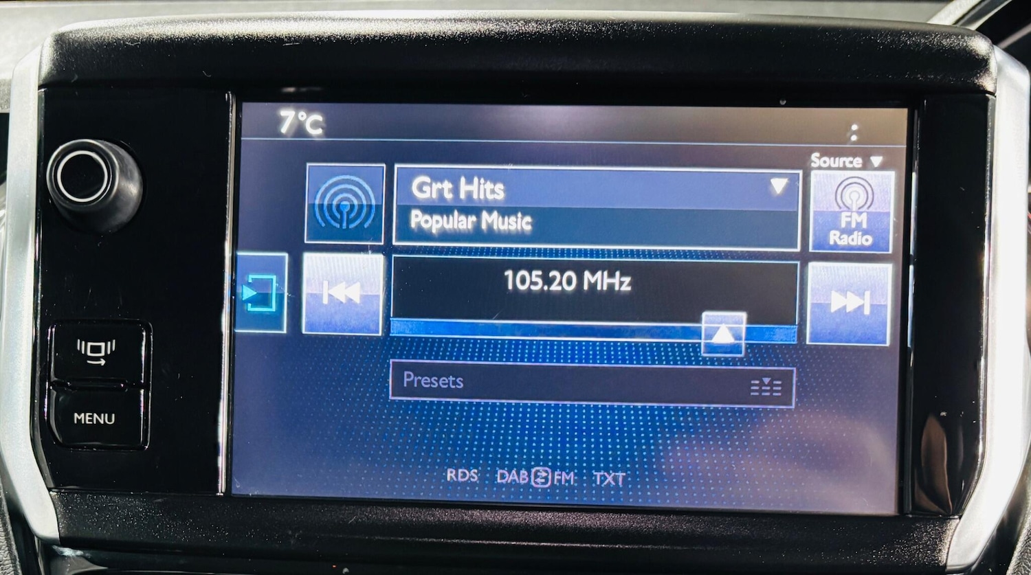 Used Peugeot 208 2013 for sale - 76752381: Photo 24