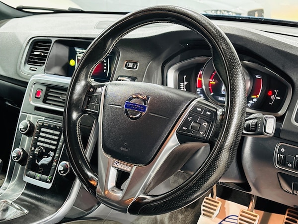 Used Volvo V60 2015 for sale - 76215151: Photo 11