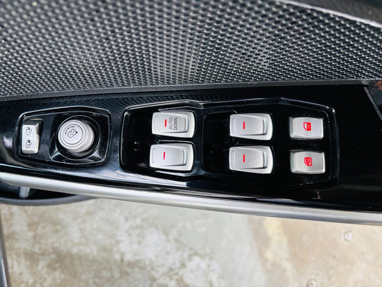 Used Ssangyong Tivoli 2015 for sale - 78171325: Photo 17