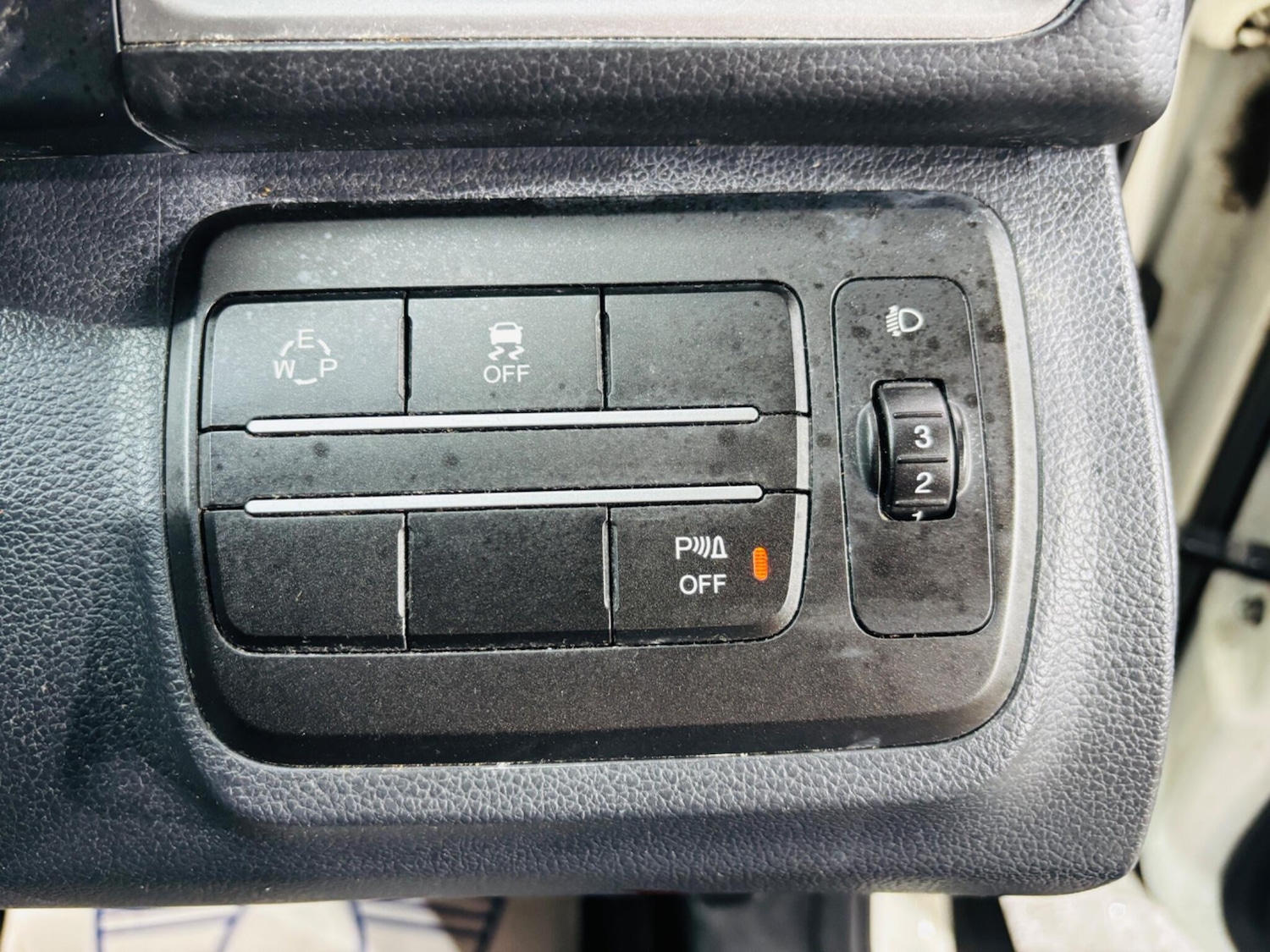 Used Ssangyong Tivoli 2015 for sale - 78171325: Photo 18