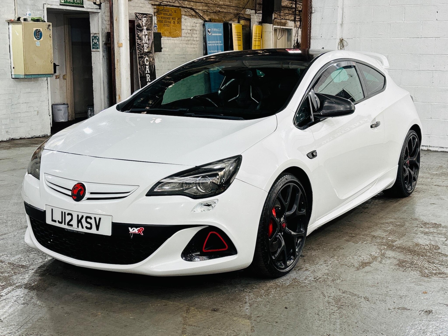 Used Vauxhall Astra GTC 2012 for sale - 76095010: Photo 4