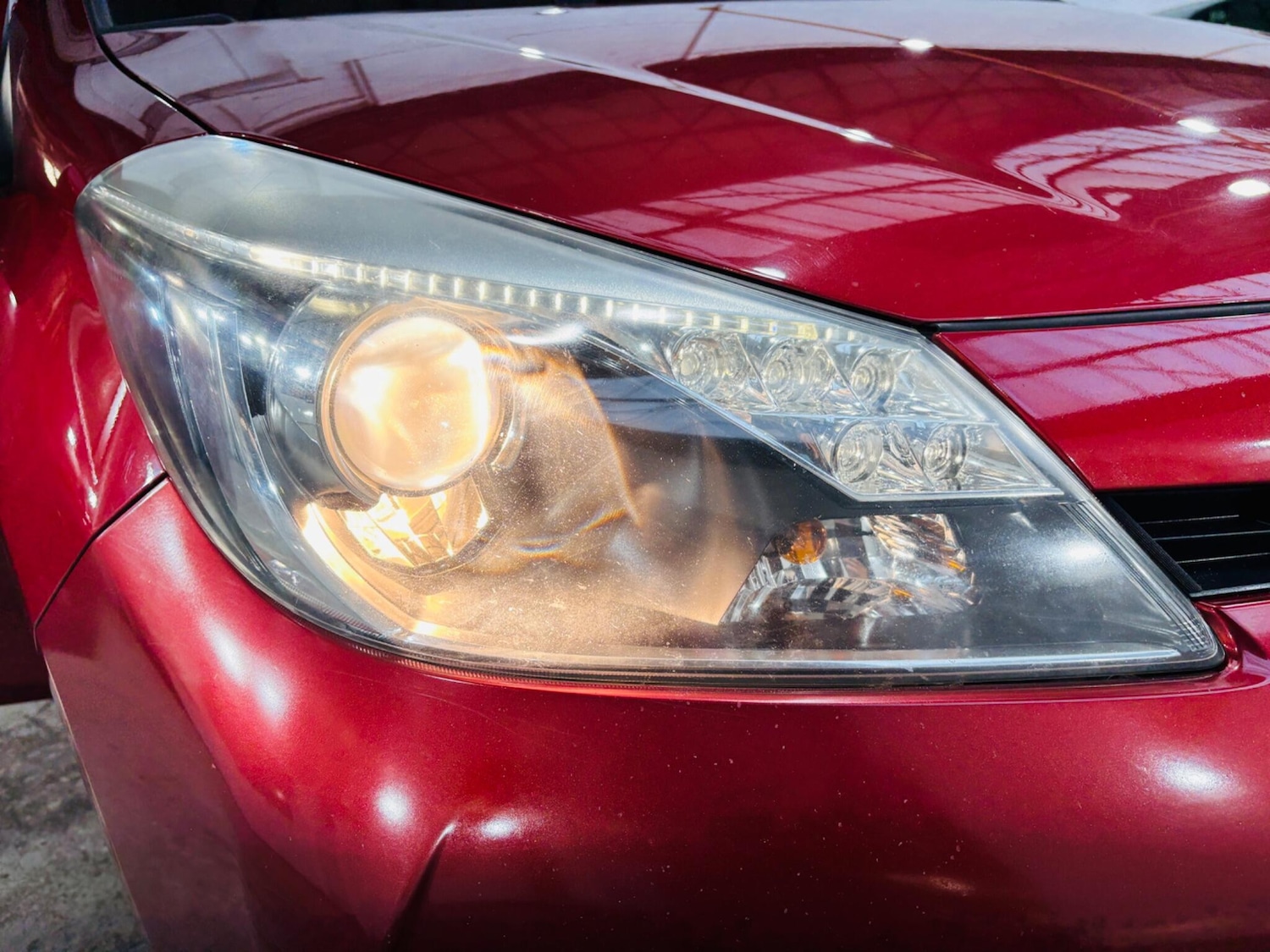 Used Toyota Yaris 2013 for sale - 76349655: Photo 31