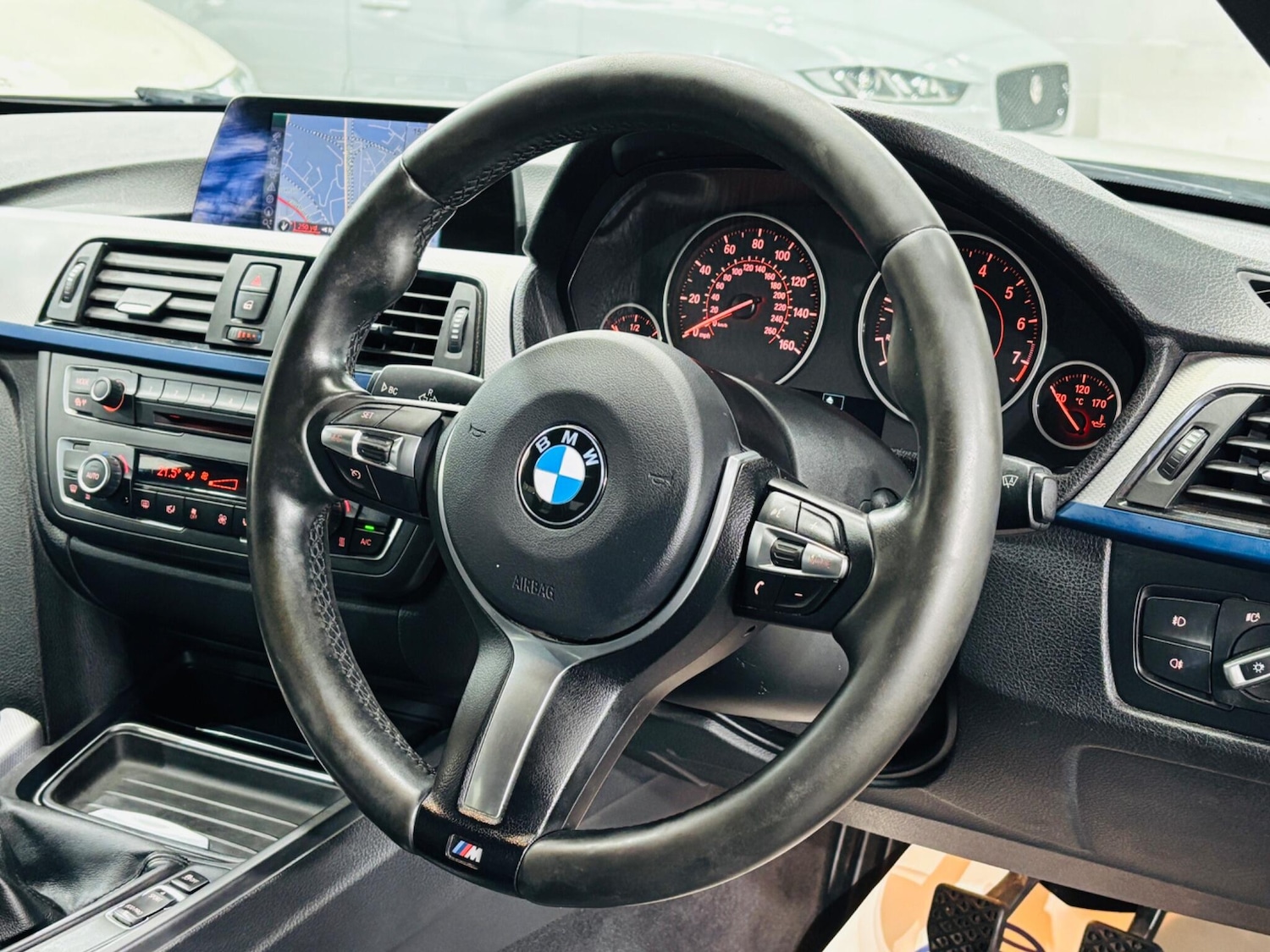 Used BMW 3 Series 2013 for sale - 76227846: Photo 11