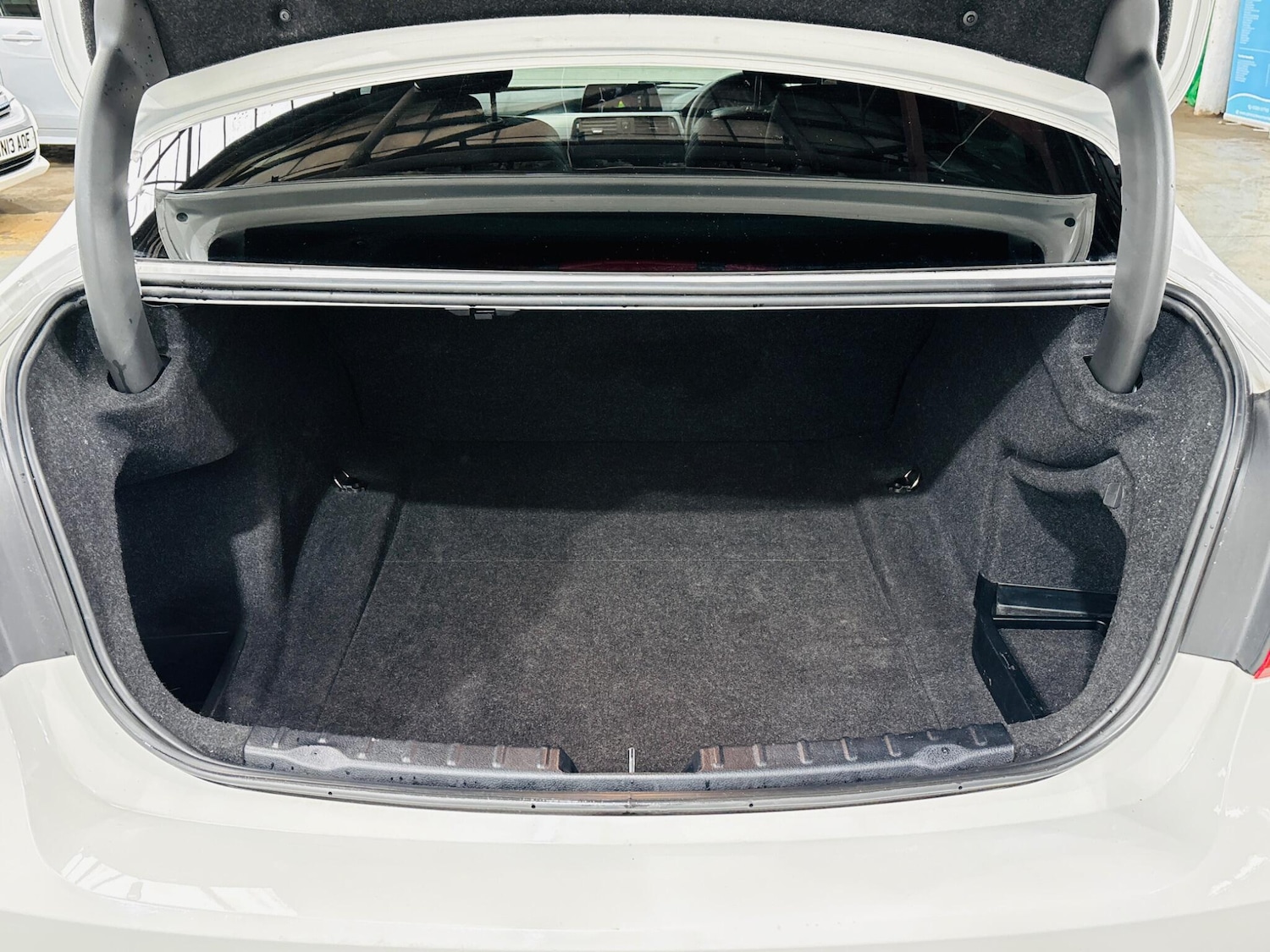 Used BMW 3 Series 2013 for sale - 76227846: Photo 40