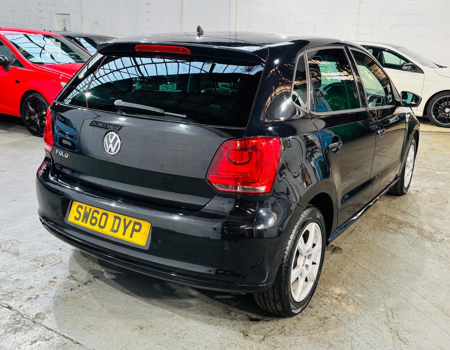 Used Volkswagen Polo 2010 for sale - 77163368: Photo 5