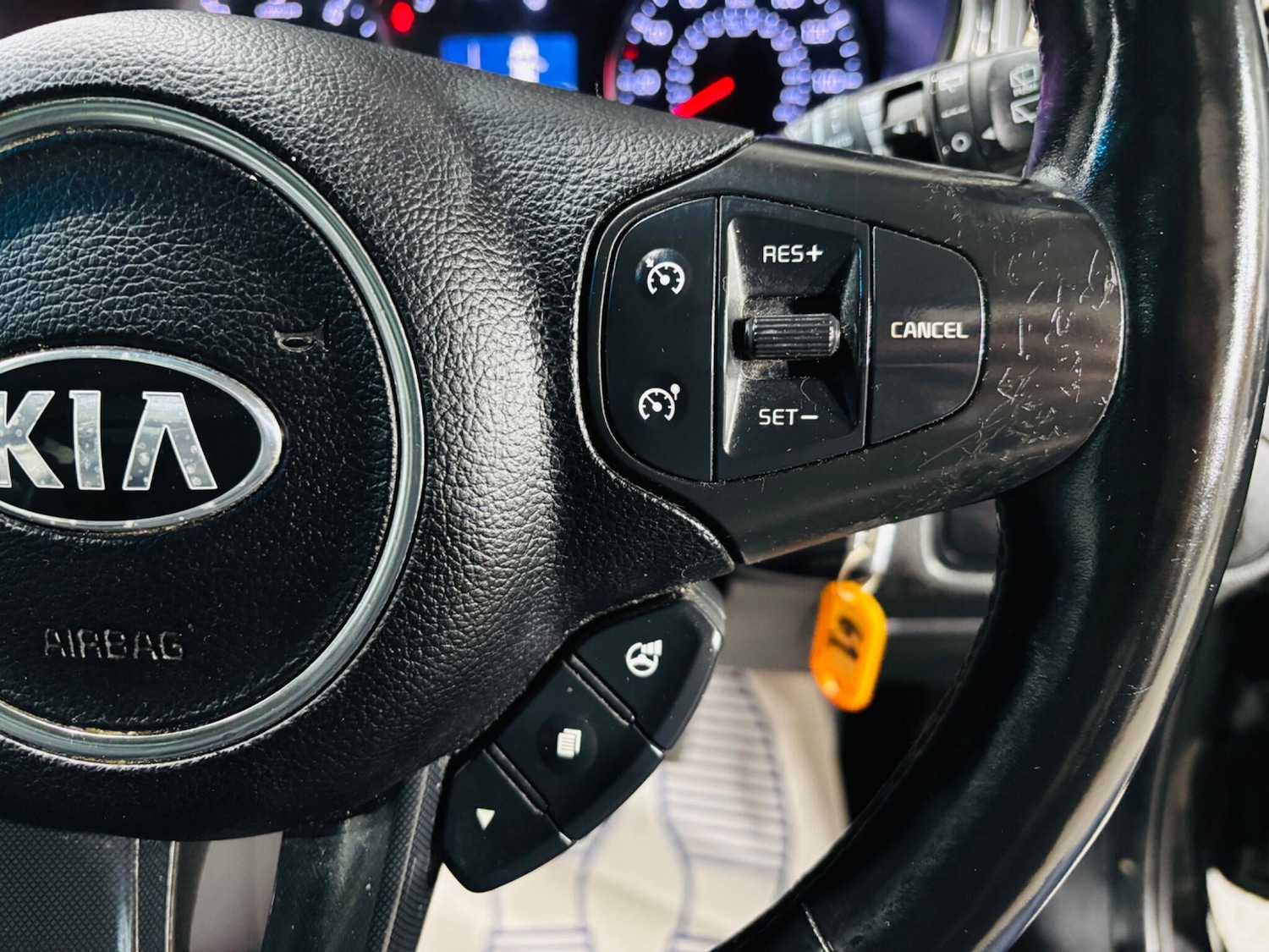 Used Kia Carens for sale - 77738251: Photo 19