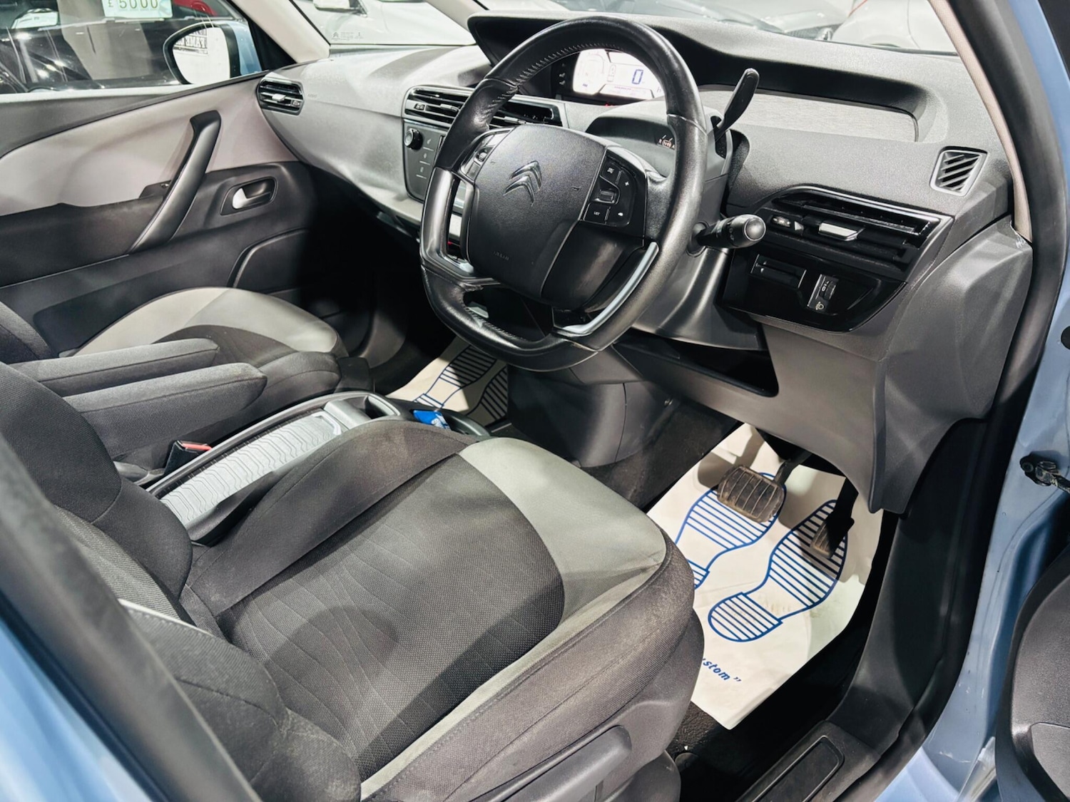 Used Citroen C4 Picasso 2015 for sale - 76976784: Photo 10