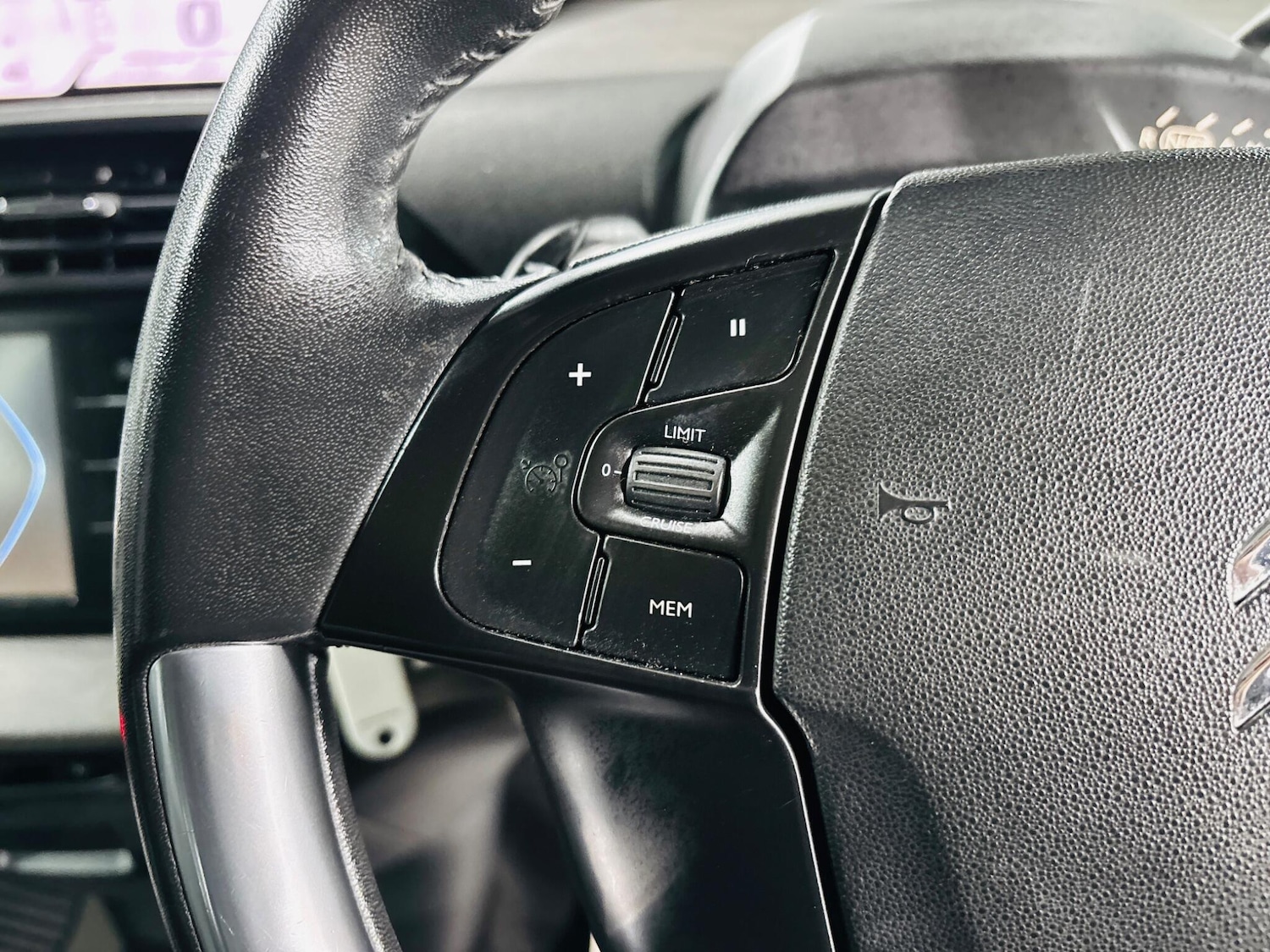 Used Citroen C4 Picasso 2015 for sale - 76976784: Photo 20