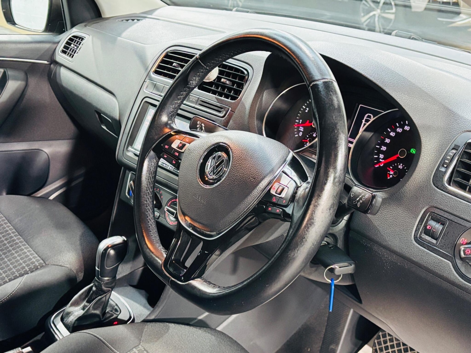 Used Volkswagen Polo for sale - 77637633: Photo 11