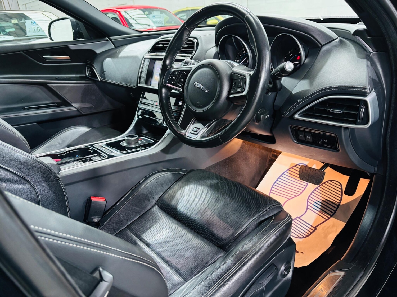 Used Jaguar XE 2017 for sale - 76423070: Photo 10