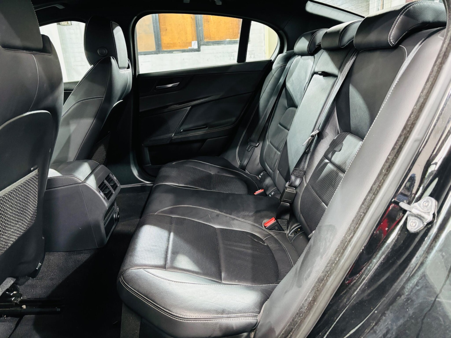 Used Jaguar XE 2017 for sale - 76423070: Photo 16