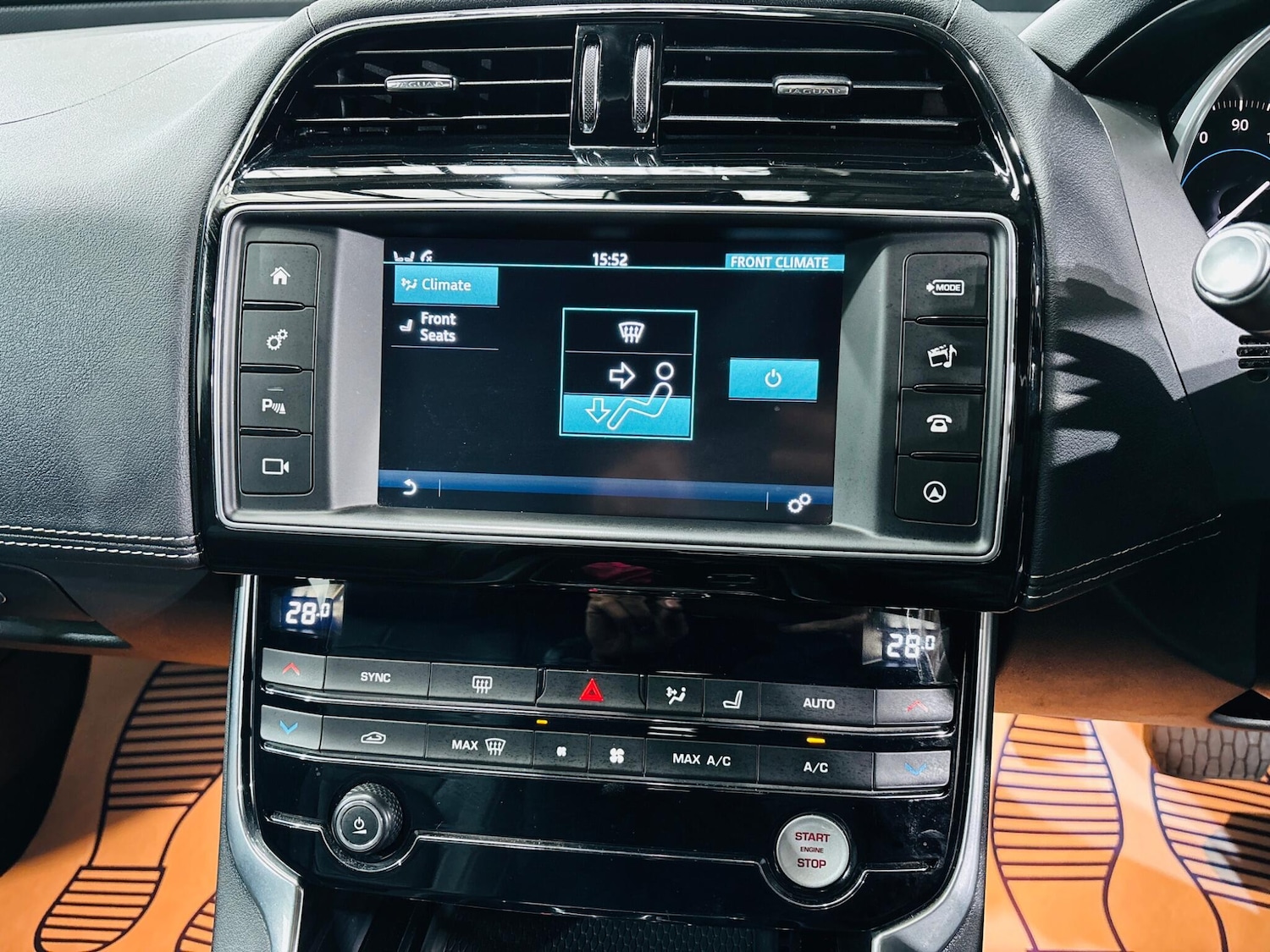 Used Jaguar XE 2017 for sale - 76423070: Photo 25