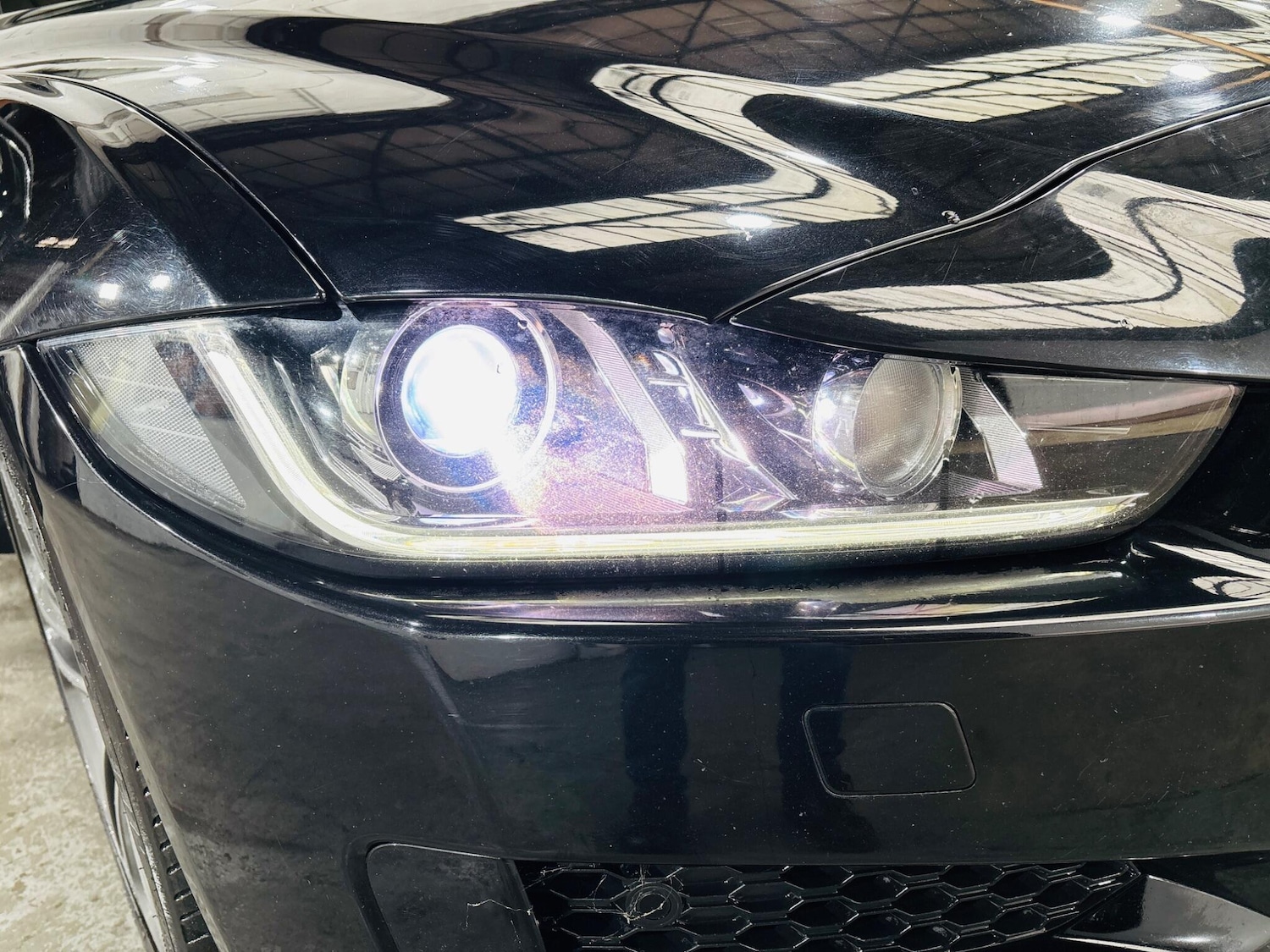 Used Jaguar XE 2017 for sale - 76423070: Photo 32