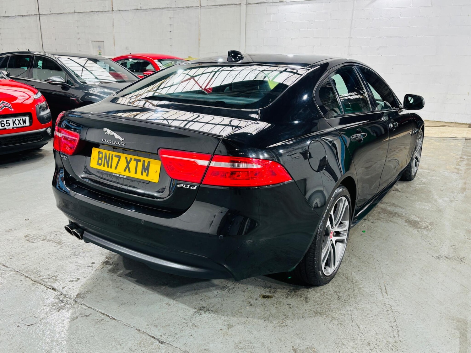 Used Jaguar XE 2017 for sale - 76423070: Photo 5