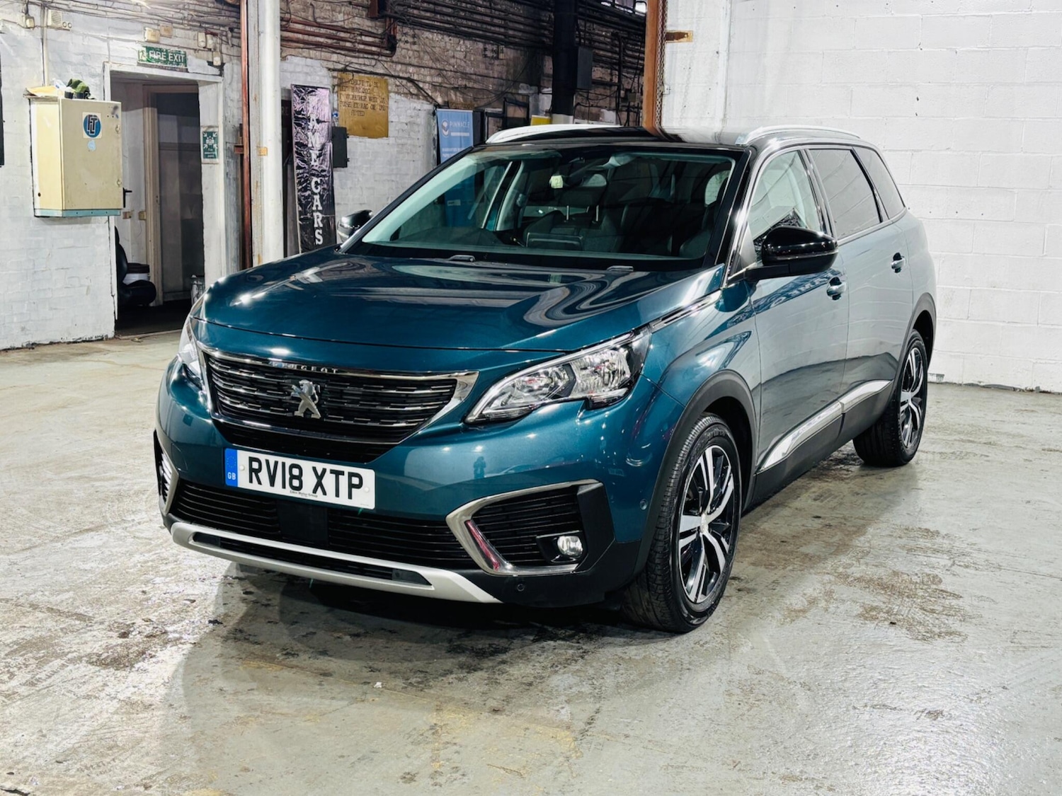 Used Peugeot 5008 2018 for sale - 76398141: Photo 4
