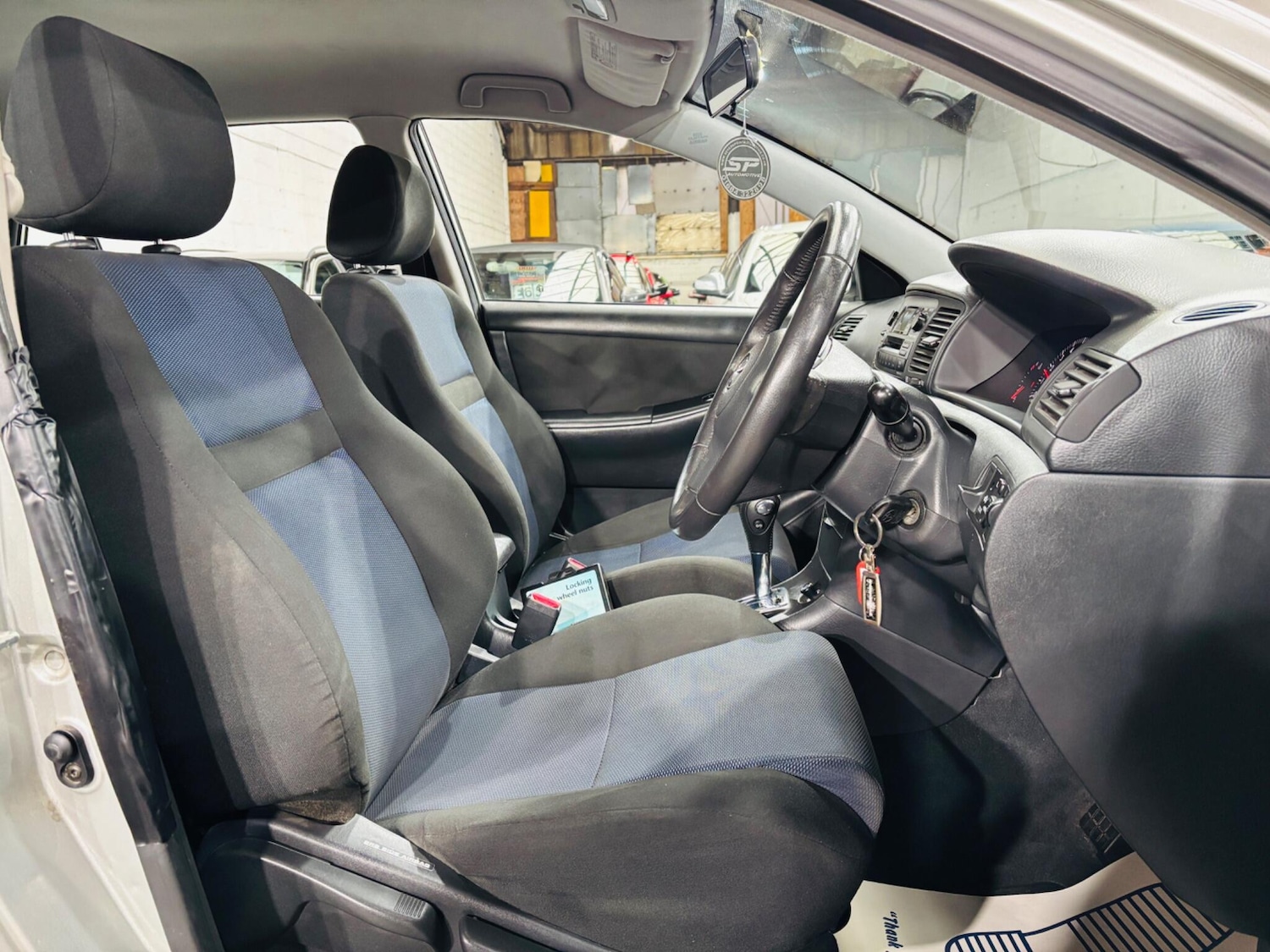 Used Toyota Corolla 2005 for sale - 76752647: Photo 13