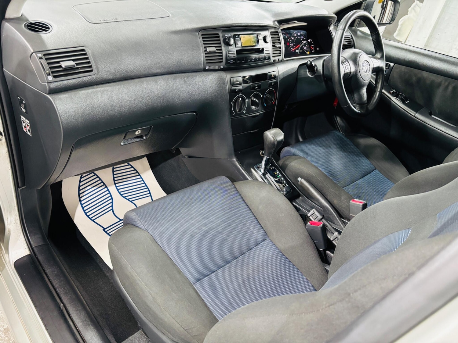 Used Toyota Corolla 2005 for sale - 76752647: Photo 14