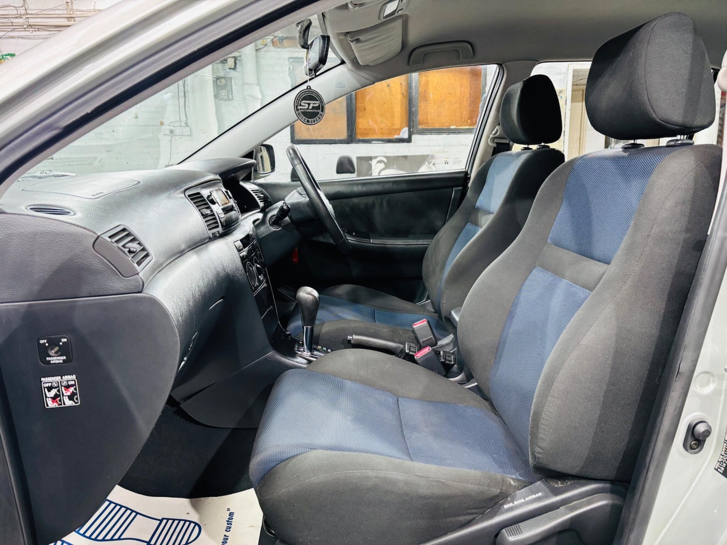 Used Toyota Corolla 2005 for sale - 76752647: Photo 15