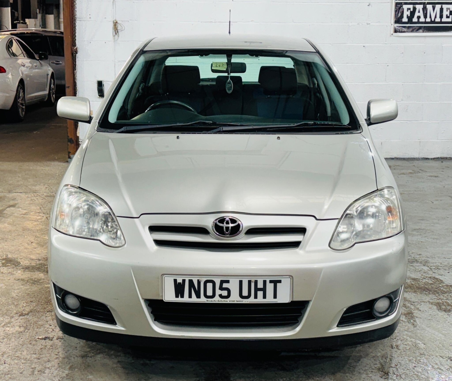 Used Toyota Corolla 2005 for sale - 76752647: Photo 2