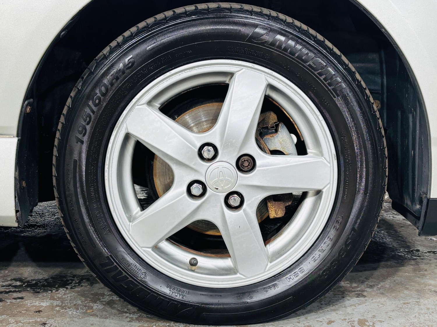 Used Toyota Corolla 2005 for sale - 76752647: Photo 24