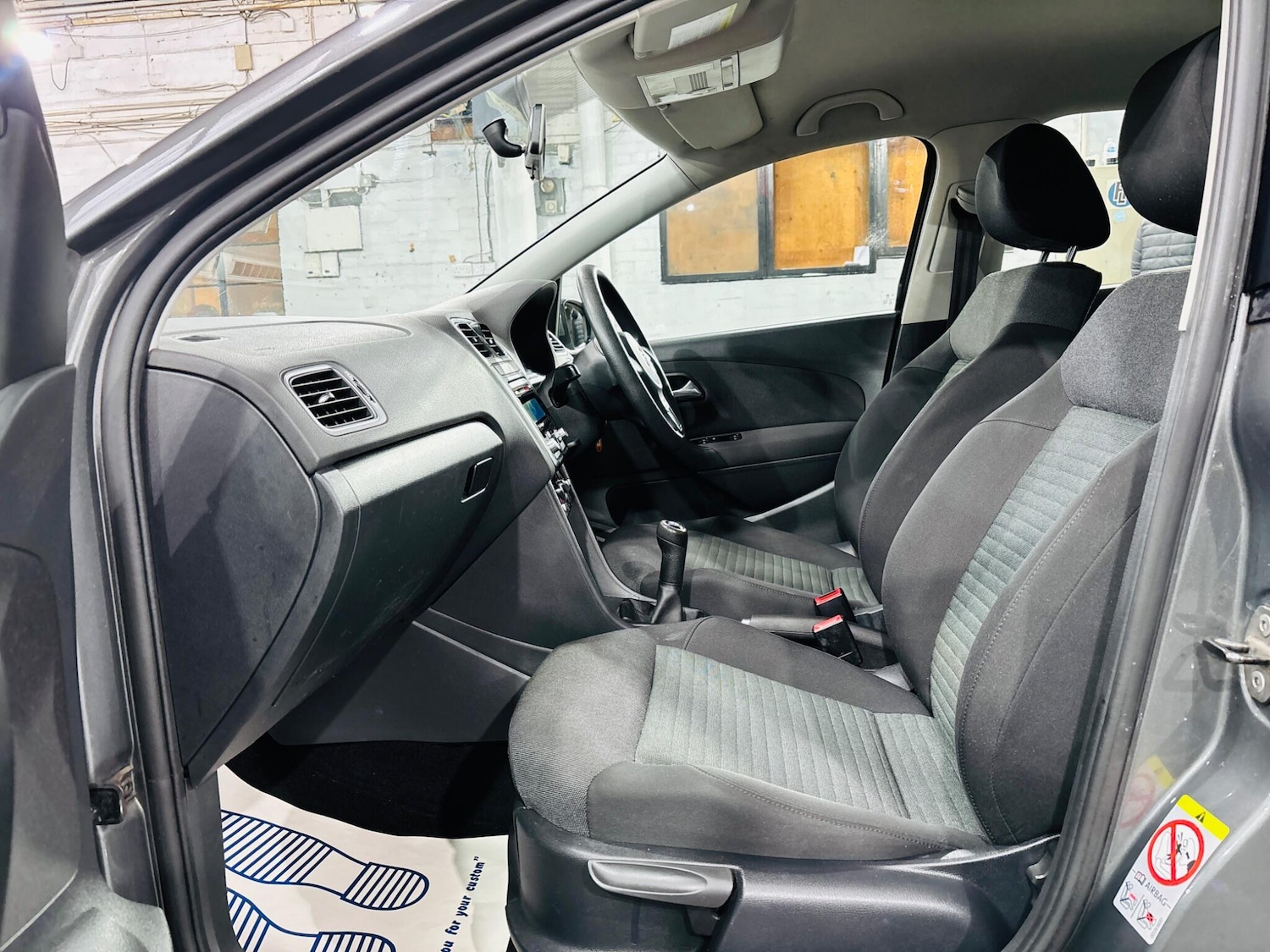 Used Volkswagen Polo 2010 for sale - 76348872: Photo 15