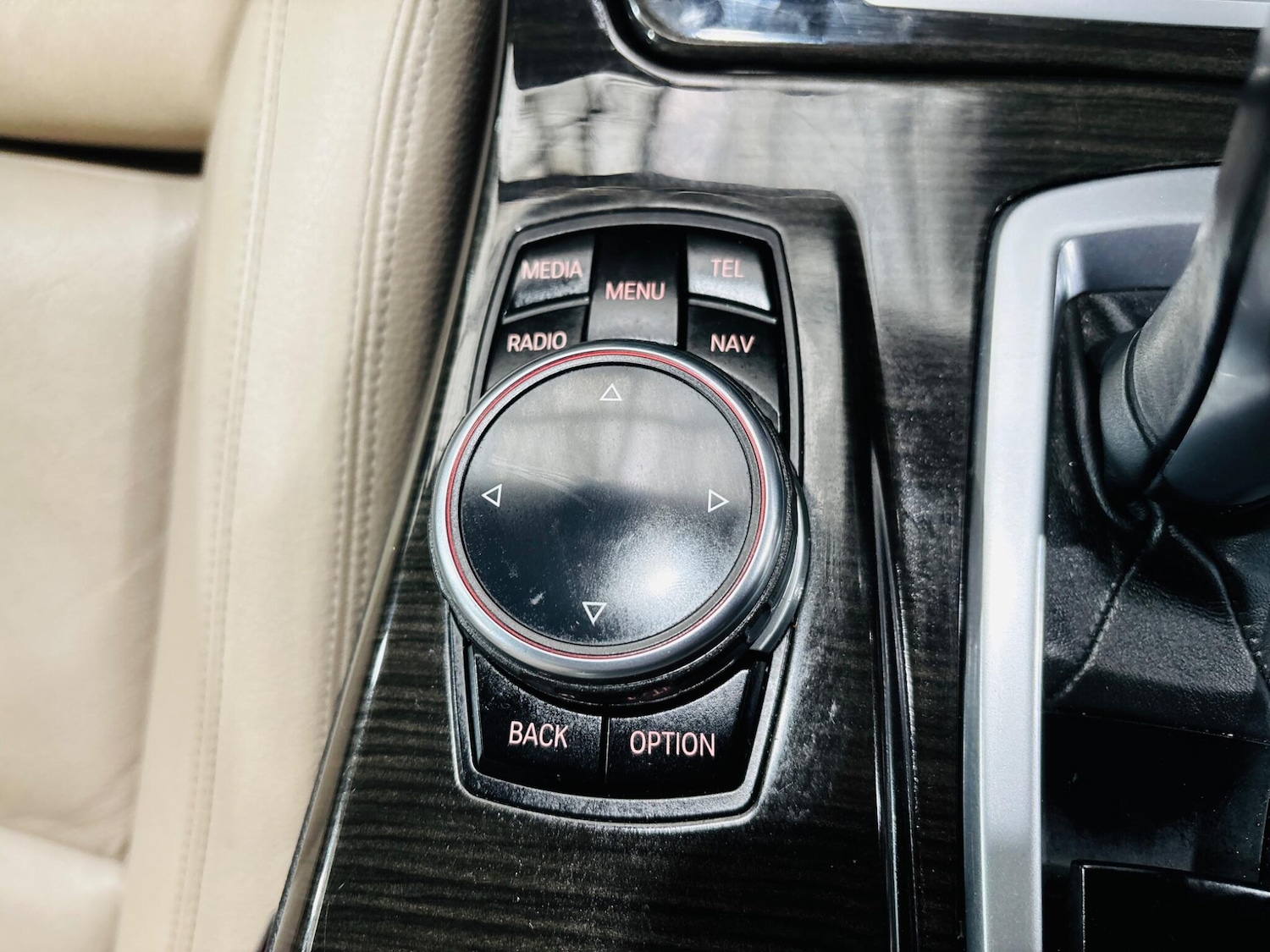Used BMW 5 Series 2014 for sale - 76307419: Photo 36