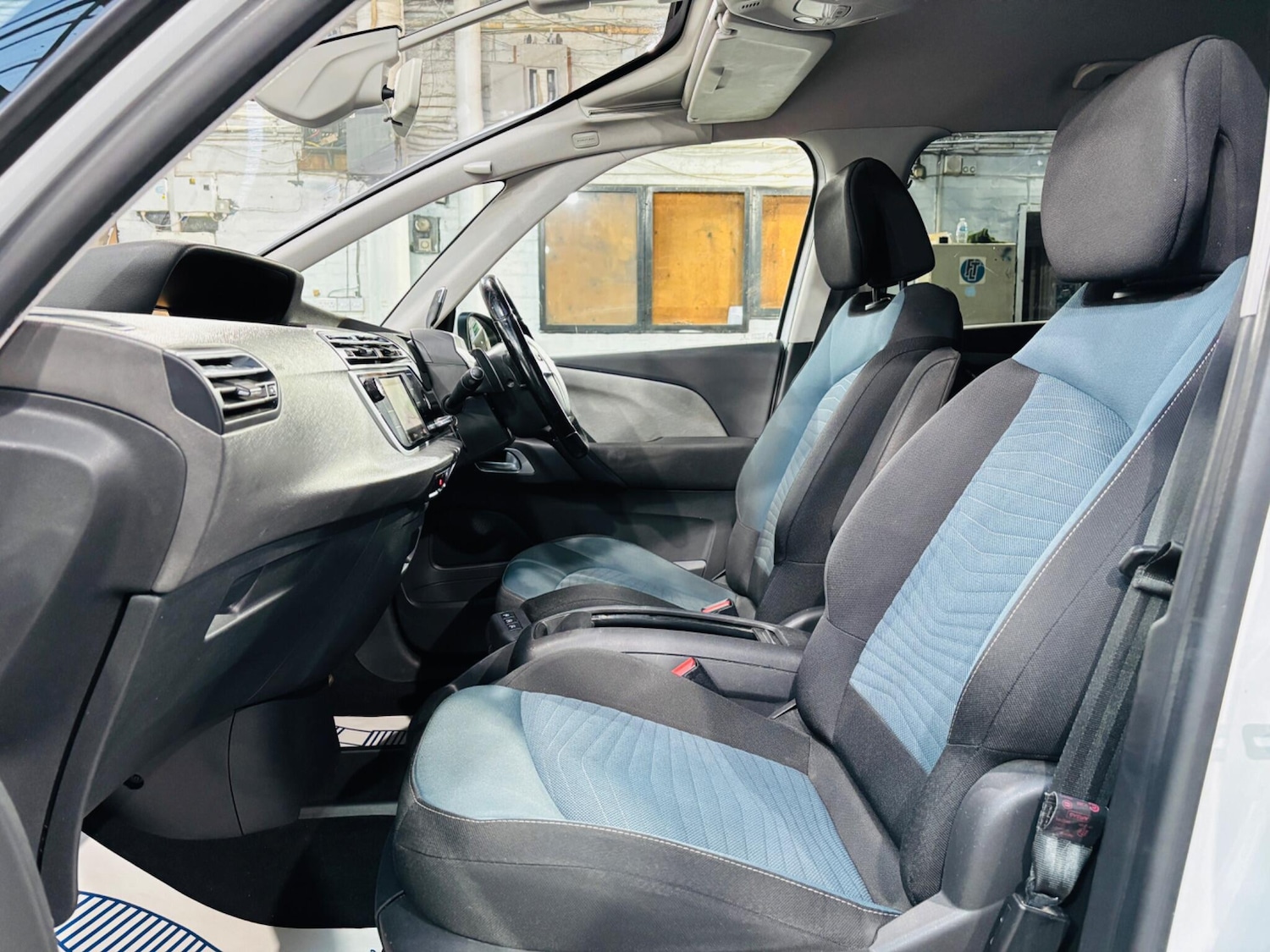 Used Citroen C4 Grand Picasso 2017 for sale - 76085329: Photo 15