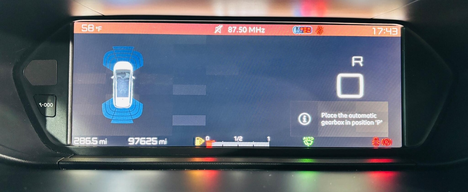 Used Citroen C4 Grand Picasso 2017 for sale - 76085329: Photo 30