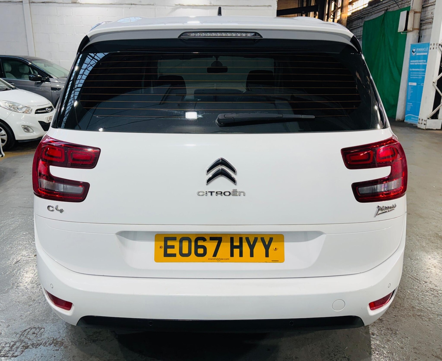 Used Citroen C4 Grand Picasso 2017 for sale - 76085329: Photo 6