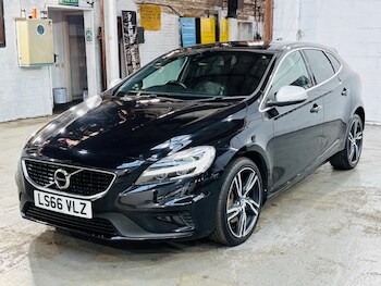 Used Volvo V40 2016 for sale - 75719974: Photo